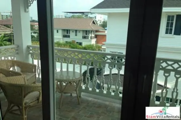 Fantasia Villa 3 - Large Four Bedroom Home Near BTS Bearing and Airport 4