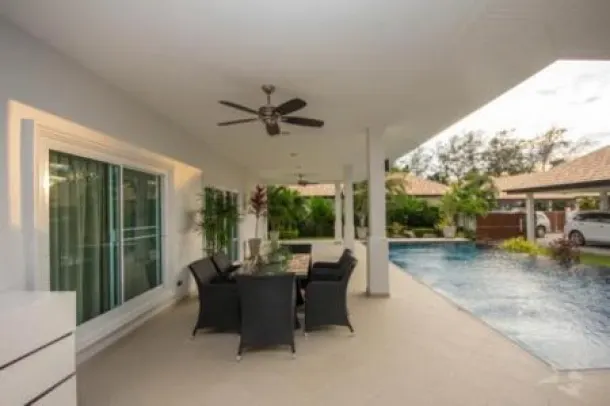 Luxury 4 Bed Pool Villa in Hua Hin 2