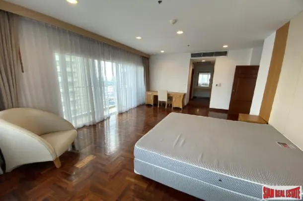 The Grand Sethiwan - Stunning 3 Bed Condo for Rent in Phromphong 4