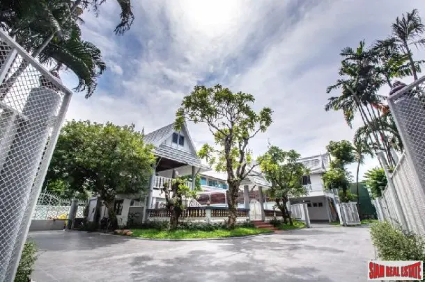 3-bed House for rent in Sathorn — 3-bedroom house · Sathorn