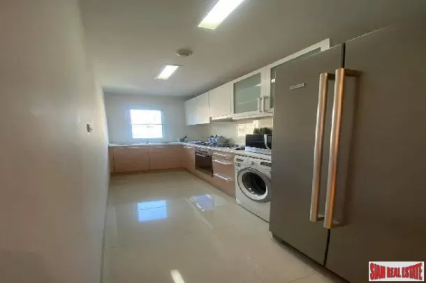 Residence 52 Condominium - 3 Bedroom and 3 Bathroom for Rent in Onnut Area of Bangkok 4