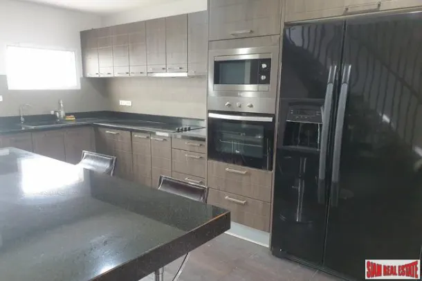 AP Grand Residence - Three Bedroom Modern Apartment in Quiet Kamala Location for Rent 3