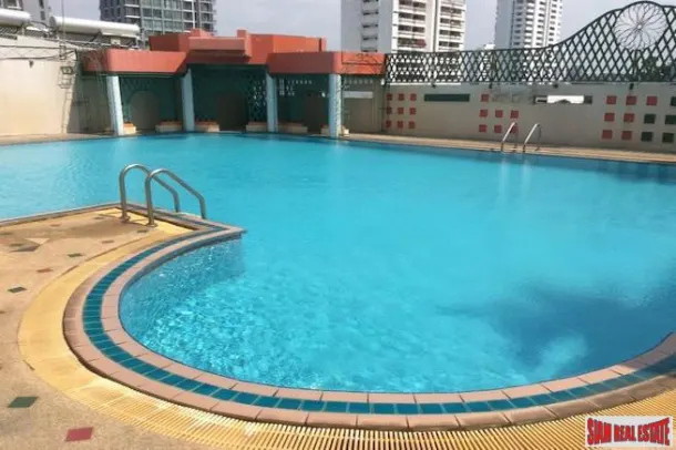 Fifty-fifth Tower Thonglor - Spacious Three Bedroom Condo with Three Balconies and Excellent Facilities for Rent 2