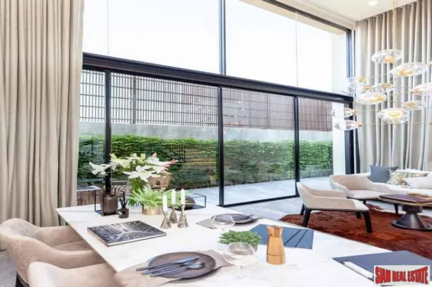 Luxury 3.5 Storey Town Homes in Secure Estate at Rama 9, Suan Luang 3