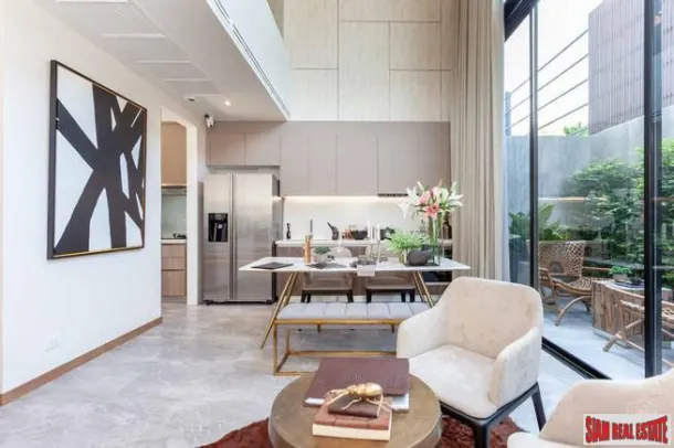 Luxury 3.5 Storey Town Homes in Secure Estate at Rama 9, Suan Luang 2
