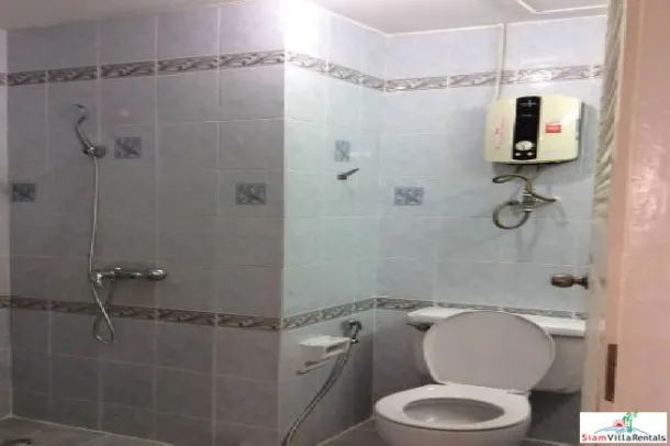 Tai Ping Towers - Furnished Two Bedroom with Lots of Space for Rent in Ekkamai 2