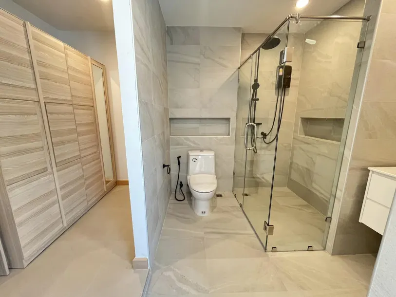 Beautiful Brand-New 3 bedroom Pool Villa in Rawai 2