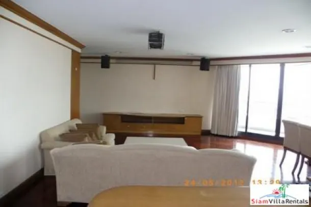 Lake Avenue - Expansive City Views from this Two Bedroom Apartment in Asok 3