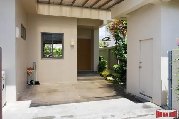 Deluxe One Bedroom Pool Villa for Rent near the Laguna Area 3