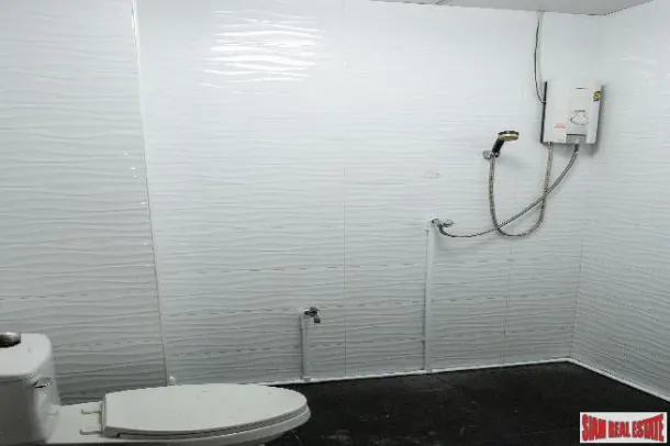 Amazing 3 Bed Townhouse for Rent in Prakanong (New renovated) 2