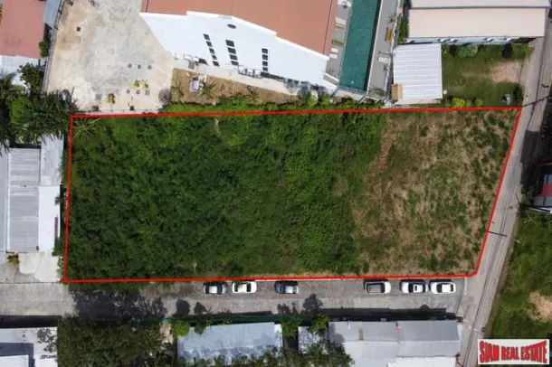 Over 1 Rai of Flat Land for Sale in a Very Popular Chalong Area 3