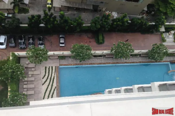 Bright Sukhumvit 24 - Luxurious 1-Bedroom Condo in Prime Location near BTS Phrom Phong 4