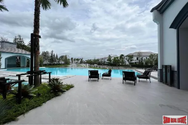 Nantawan Rama 9 - New Krungthepkreetha Luxury House with 4 Bedrooms and 5 Bathrooms in Saphan Sung Area of Bangkok 4