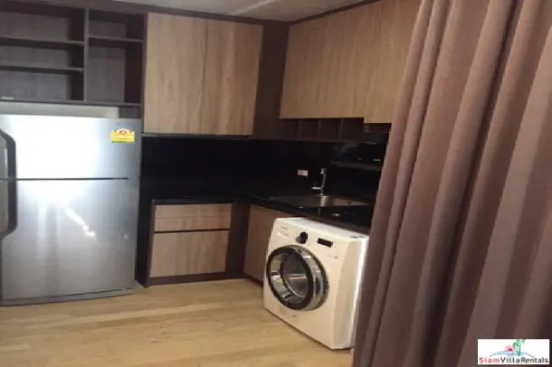 Noble Refine - Large and Nicely Decorated Two Bedroom Condo Near Major Phrom Phong Shopping &amp; BTS 3