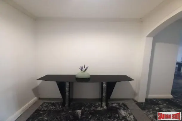 Waterford Park Thong Lor - City Views from the hight Floor of this Two Bedroom for Rent 4