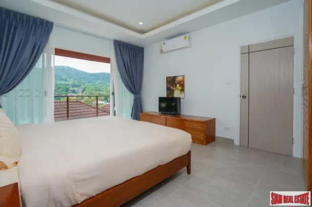 Nai Harn Re Life - Two Bedroom Apartment within a Low-Rise Block For Rent 2