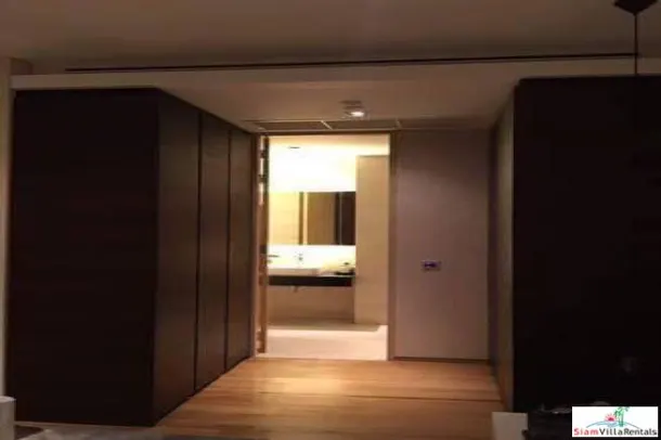 Saladaeng Residences - New and Modern One Bedroom Condo Close to Many Conveniences in Lumphini 4