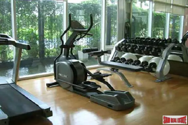 Fullerton Sukhumvit - Two Bedroom Condo for Rent in Ekkamai 2