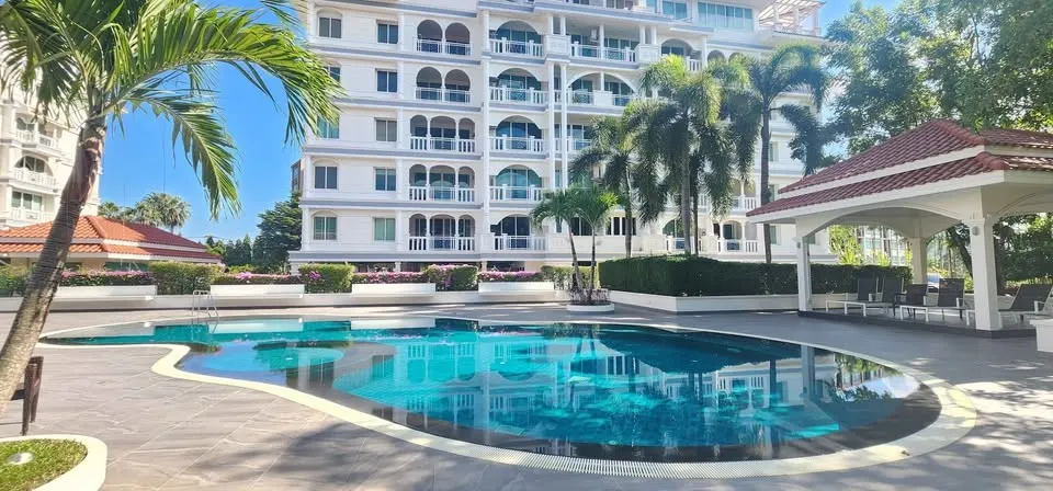 Apartment for rent in Kathu — Studio apartment · Kathu