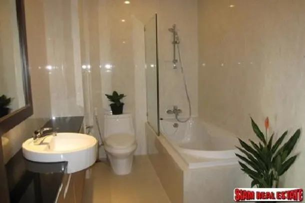 Siam Court - Sukhumvit 4, Spacious 2 Bedrooms 150 sq.m. Fully Furnished Apartment 4