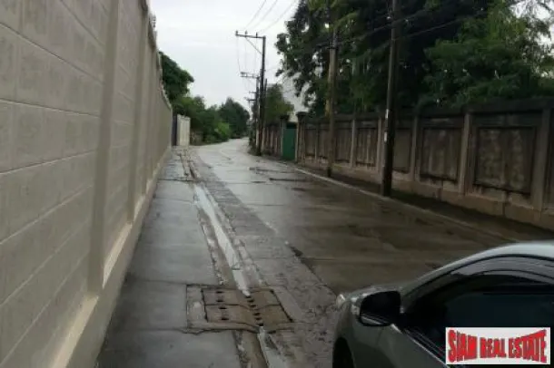 Land for Sale with Five Storey Apartment Building on Sukhumvit 77, Bangkok 2