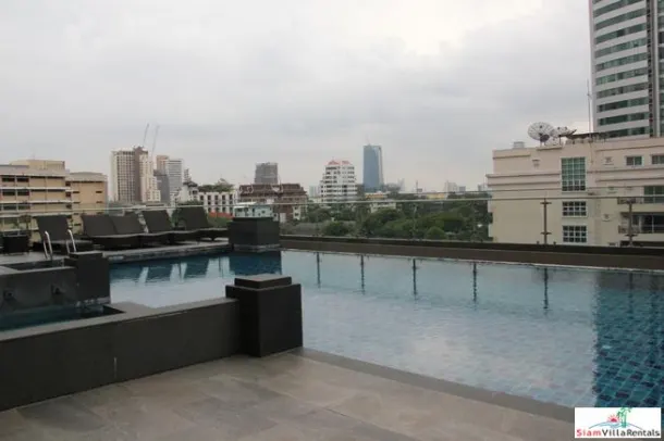 GM Service Apartment - Comfortable Two Bedroom Serviced Apartment with City Views in Phrom Phong. 2