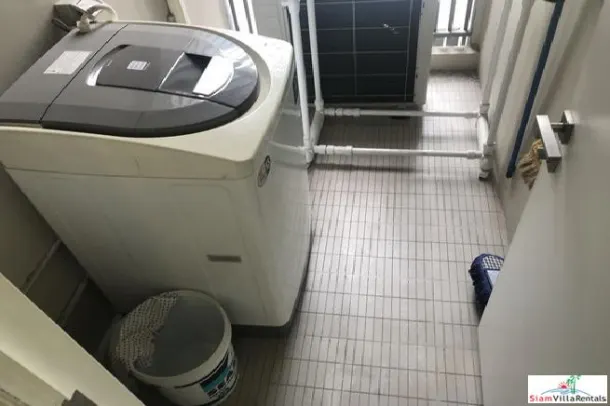 The Room - Contemporary Furnished One Bedroom with City Views for Rent on Sukhumvit 21 2