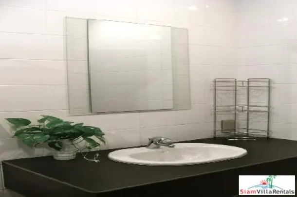 Sukhumvit 24 - Three Bedroom, Three Bath for Rent Short Walk To Asoke BTS Station. 3