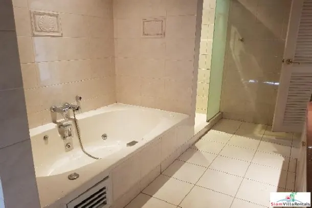 Extra Large Three Storey Five Bedroom House for Rent in Thong Lo 3