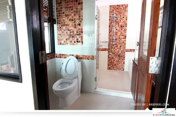 Three Bedroom Pet Friendly Condo a Short walk to BTS Ekamai on Soi 12 2
