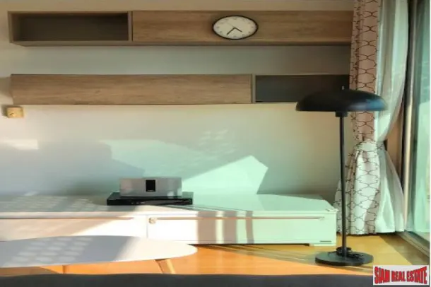 The Lofts Yennakart - 2 Bedrooms and 2 Bathrooms, 67.97 sqm, Beautiful River View, Chong Nonsi 4