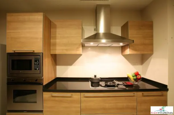 Contemporary Three Bedroom Condo Conveniently Located on Sukhumvit 55 2