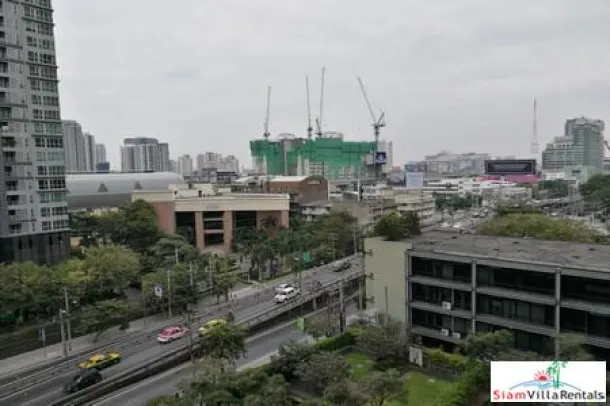 Villa Asoke - Luxury Duplex One Bedroom Condo for Rent 2