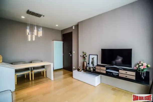 Pyne by Sansiri - Luxury One Bedroom for Rent with City &amp; Pool Views very close to BTS Ratchathewii 3