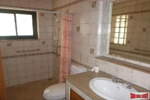 4 Bedroom 4 Bathroom House For Long Term Rent - East Pattaya 4