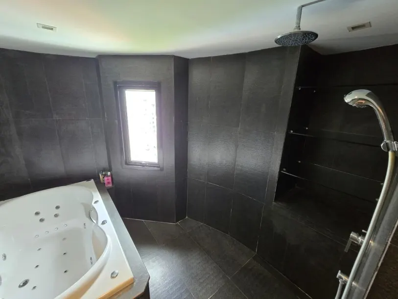 Kallista Mansion I Modern Urban 3 Bed 4 Bath in Nana,Bangkok. 2