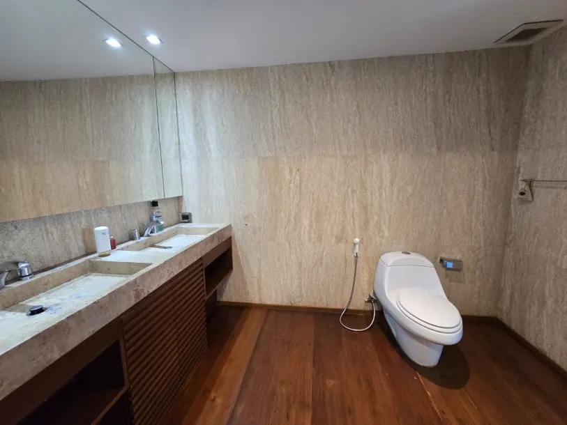 Kallista Mansion I Modern Urban 3 Bed 4 Bath in Nana,Bangkok. 4