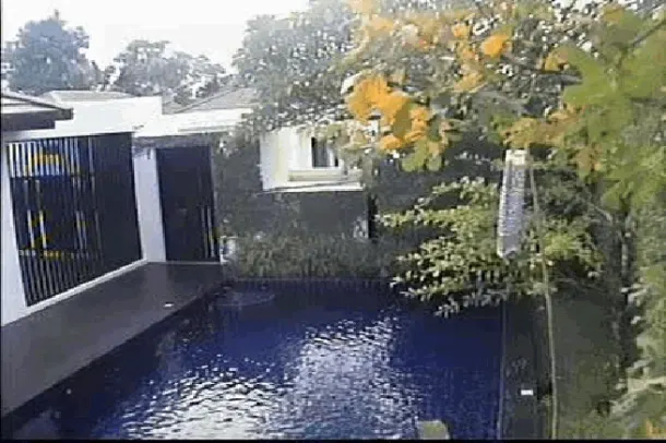 3 bedroom private luxury pool villa in a quiet areas for sale - East Pattaya 3