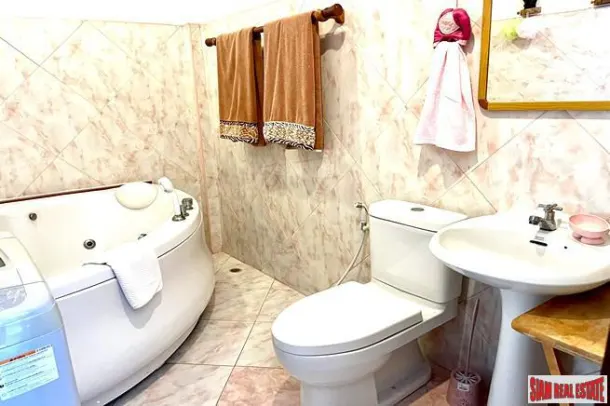 Thalassa Residence Nai Harn - Sunny & Bright Large One Bedroom Apartment for Sale Near Nai Harn Beach 4