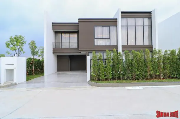 New Spacious Two Storey Four Bedroom Pool Villas for Sale in Pattaya 4