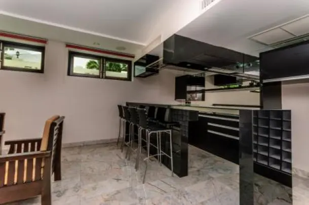 THE ADDRESS : Great Value 3 Bed Pool Villa nr Black Mountain Golf Course 3
