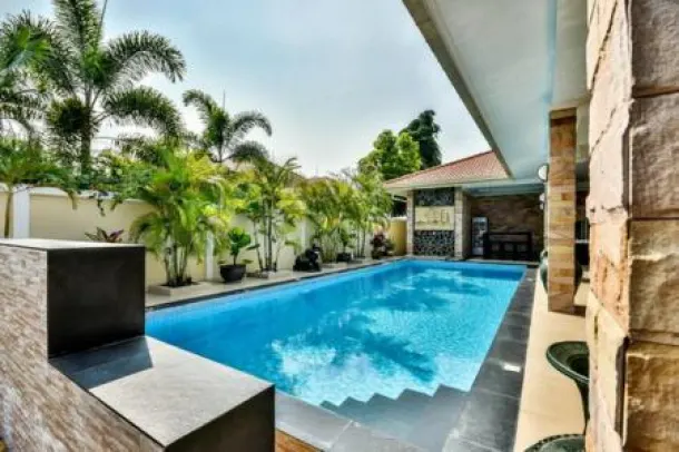 SUNSHINE 4 : Great Quality 4 Bed Pool Villa 3