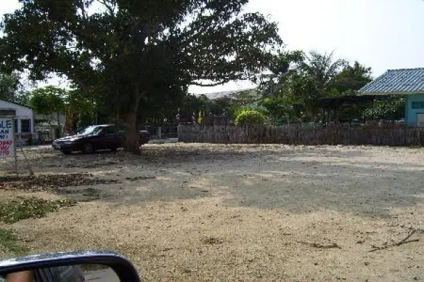 Flat Hua Hin land plot ready to build your dream home 2
