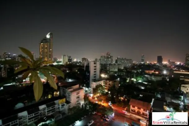 Modern Town - Newly Renovated Loft Design Condo in Ekkamai, Bangkok 3