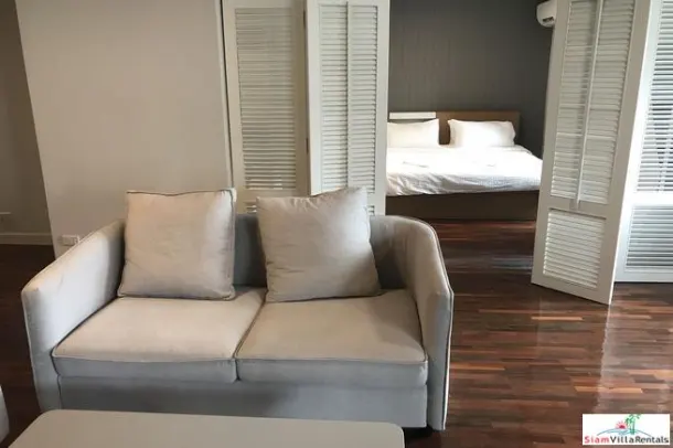 Lily House - Large One Bedroom Service Apartment with Extras in Asoke 4