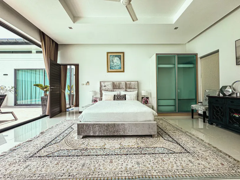 Modern 4-Bedroom Private Sanctuary: High-End Living in Rawai 4
