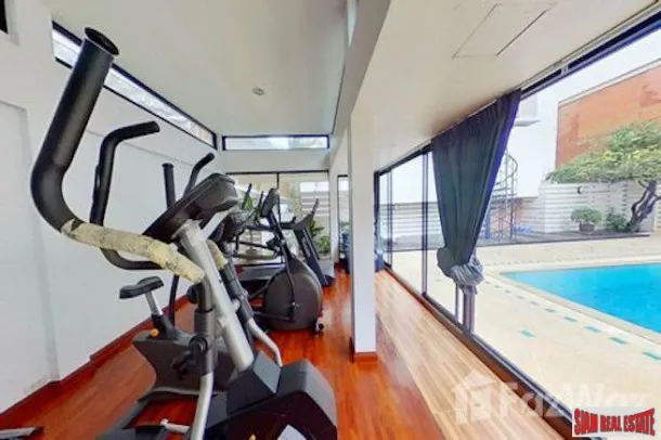 TPJ Condominium - Pet Friendly Extra Large Three Bedroom for Rent in Phrom Phong 3