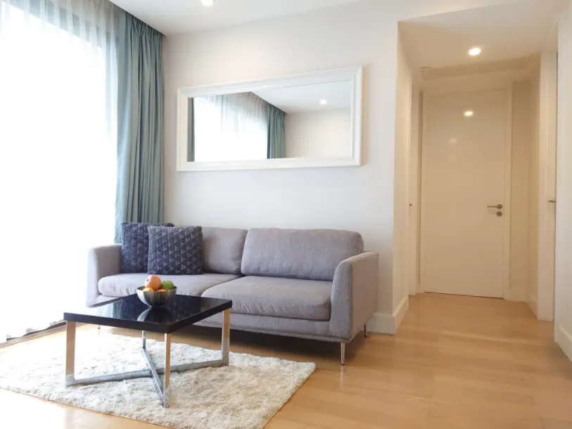 Collezio Condo - Modern and Deluxe Two Bedroom Apartment for Rent in the Sathon Area of Bangkok 4
