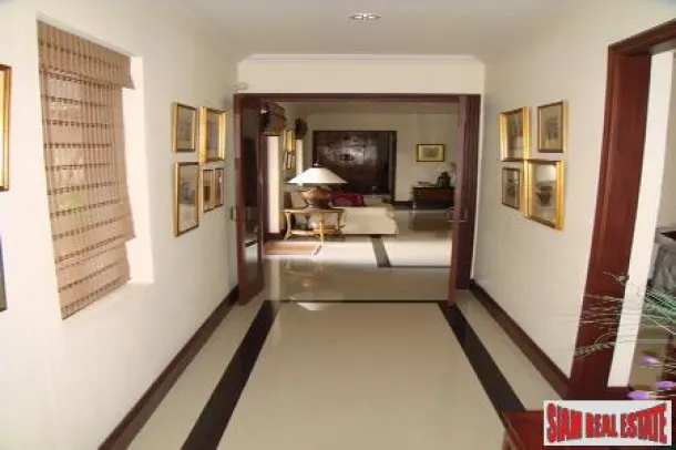New Luxury Development of 5 Executive Private Villas in Hua Hin 2