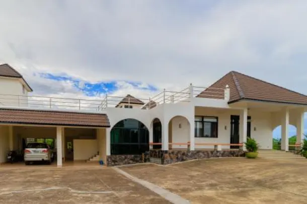 Amazing Mountain Views 5 Bed Pool Villa 4